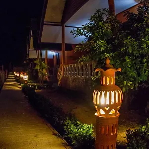 ** Semesteranläggning (resort) El Greco Thailand